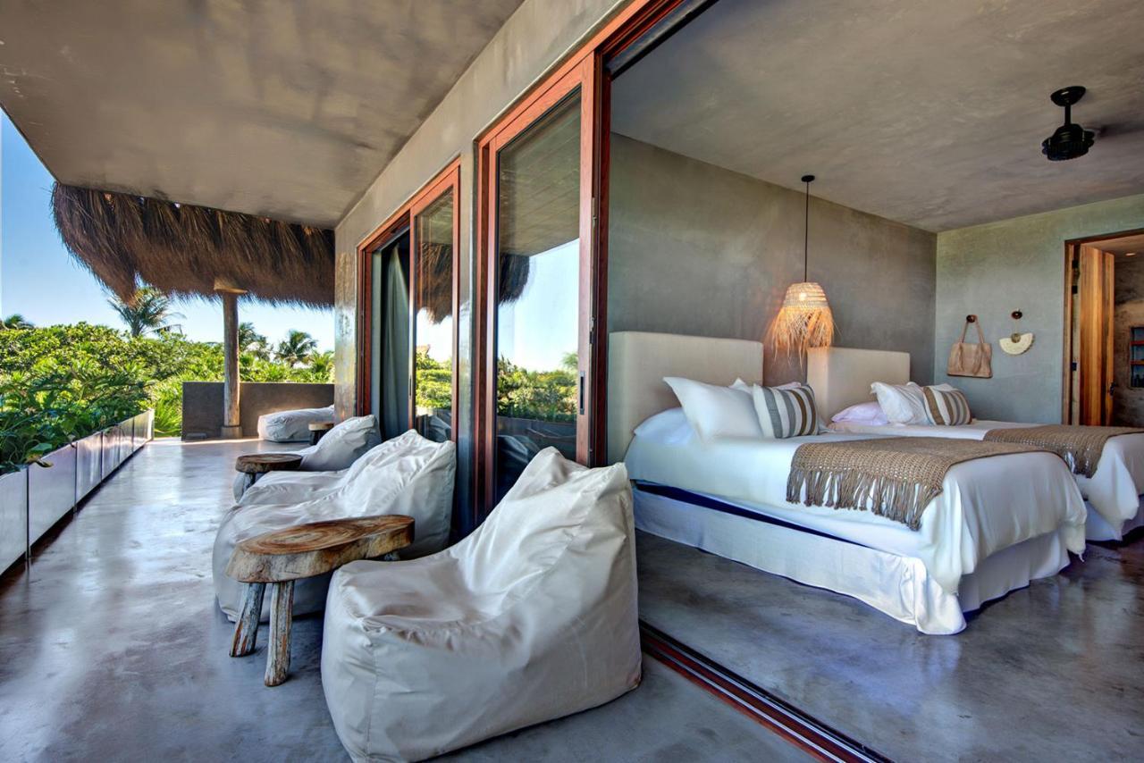 Beachfront Soliman Bay 12