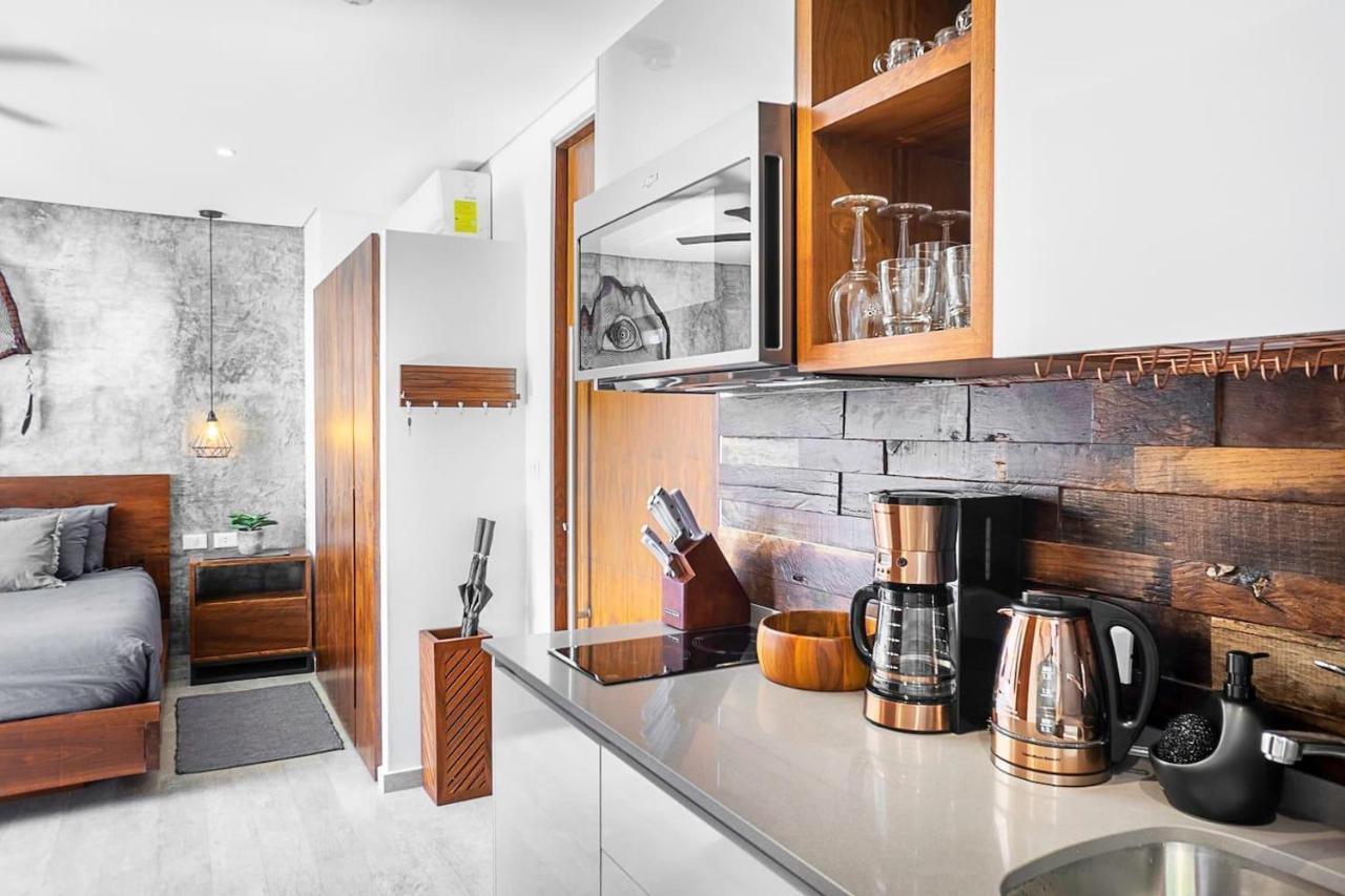 Baak- Ph3a- Ixchel Penthouse Studio Private Rooftop Pool Holiday home *