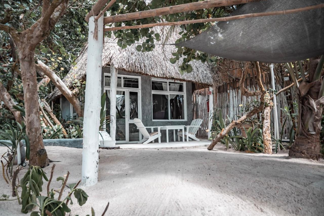 Lamar Front And Pool 3* Tulum