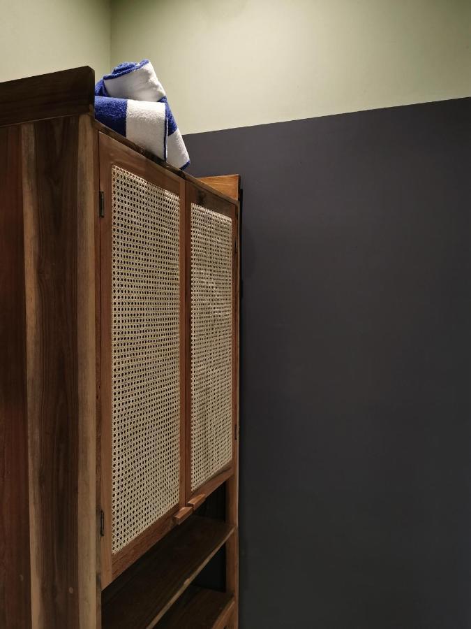 Bed & Breakfast Loba Male Only 4*