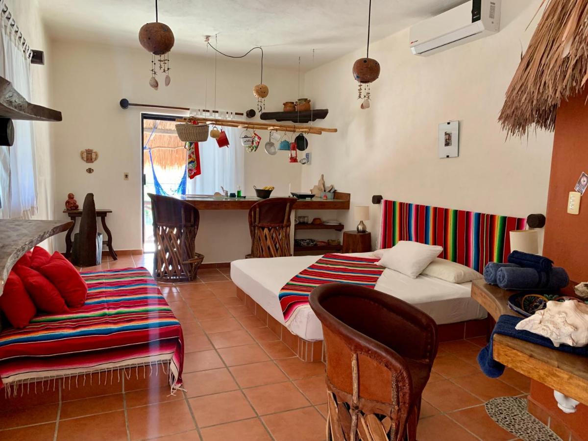 Lo Nuestro Petit Hotel