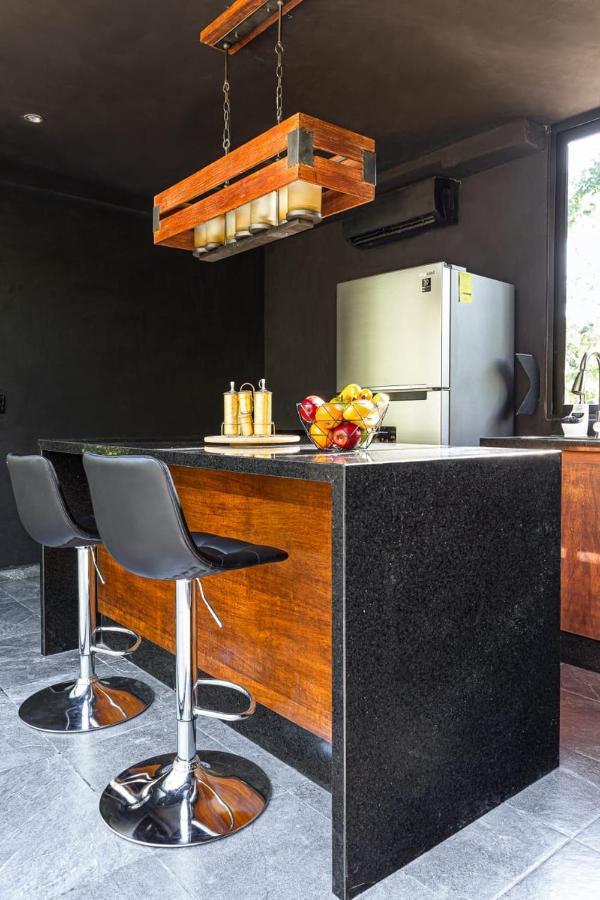 Tiny House En La Selva Con Cenote Natural Privado