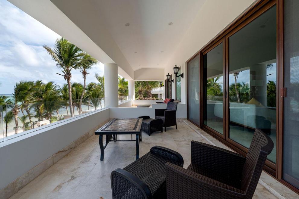 Mansion In Soliman Bay For 34 Guests! Tulum