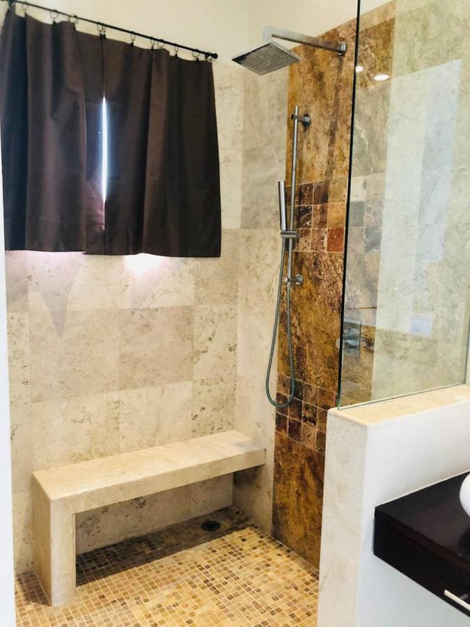 Apartment Amazing Luxury Penthouse With Sunset,sunrise View, Private Jacuzzi And Rooftop Pool