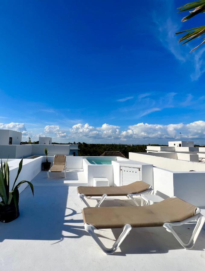 Amazing Luxury Penthouse With Sunset,sunrise View, Private Jacuzzi And Rooftop Pool Apartment