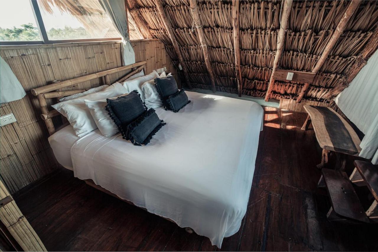 Hidden Treehouse Eco-hotel Hotel