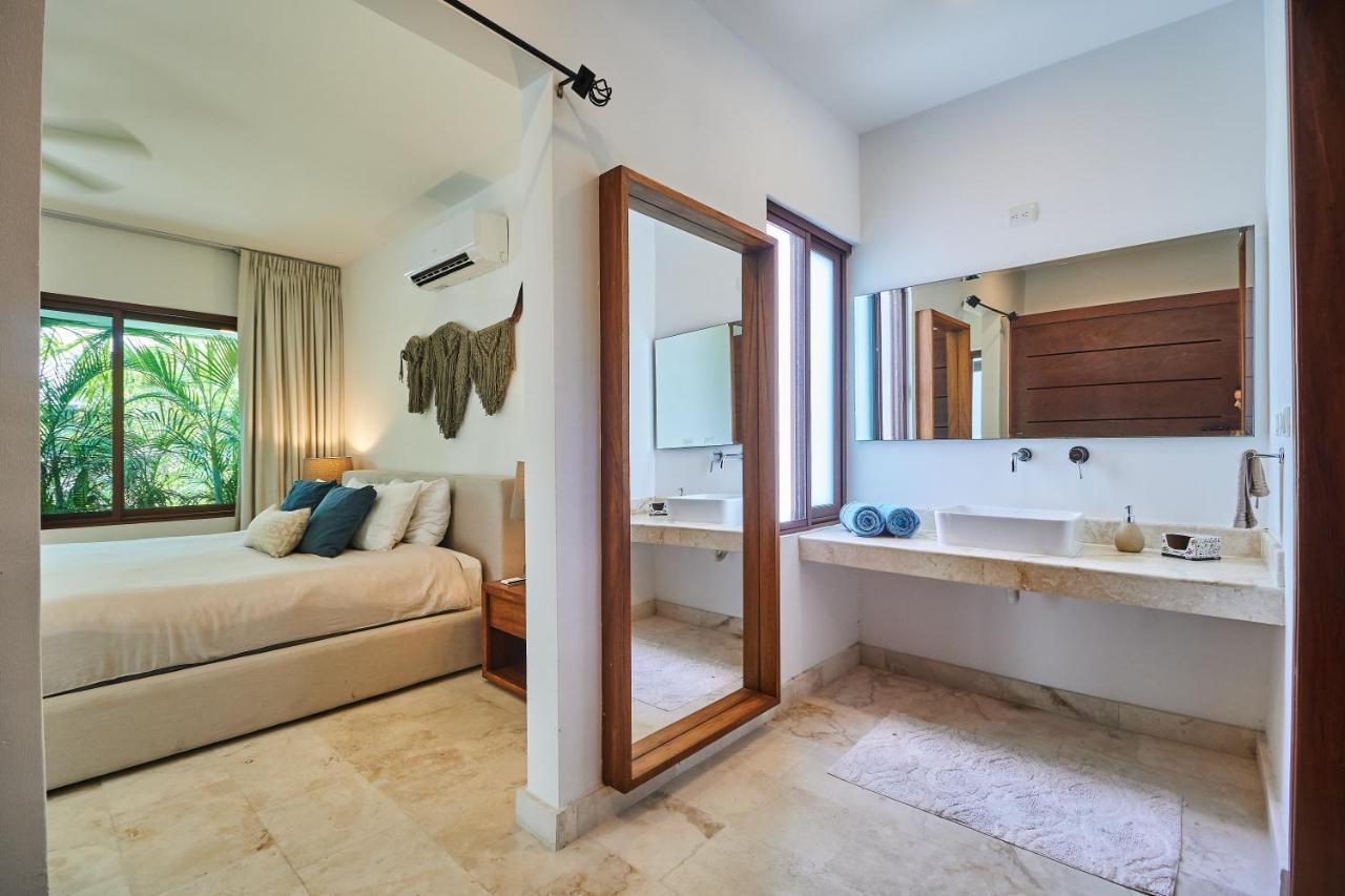 Casa Mallorca Tropical Vibes Private Pool Backyard With Grill Sunroof & Hammock Concierge & Wifi Holiday home Tulum