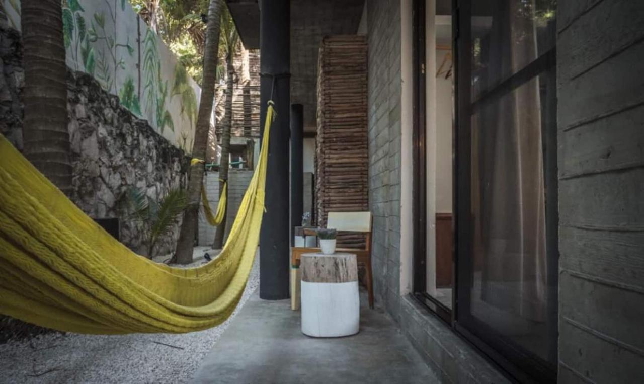 Rocky In Walking Distance To Papaya Project! Holiday home *