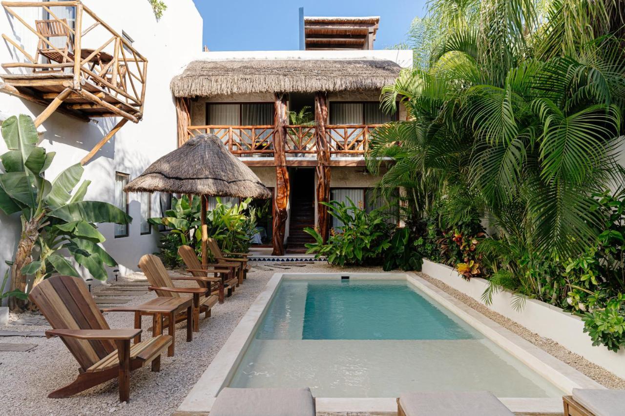 Caribena 3*
