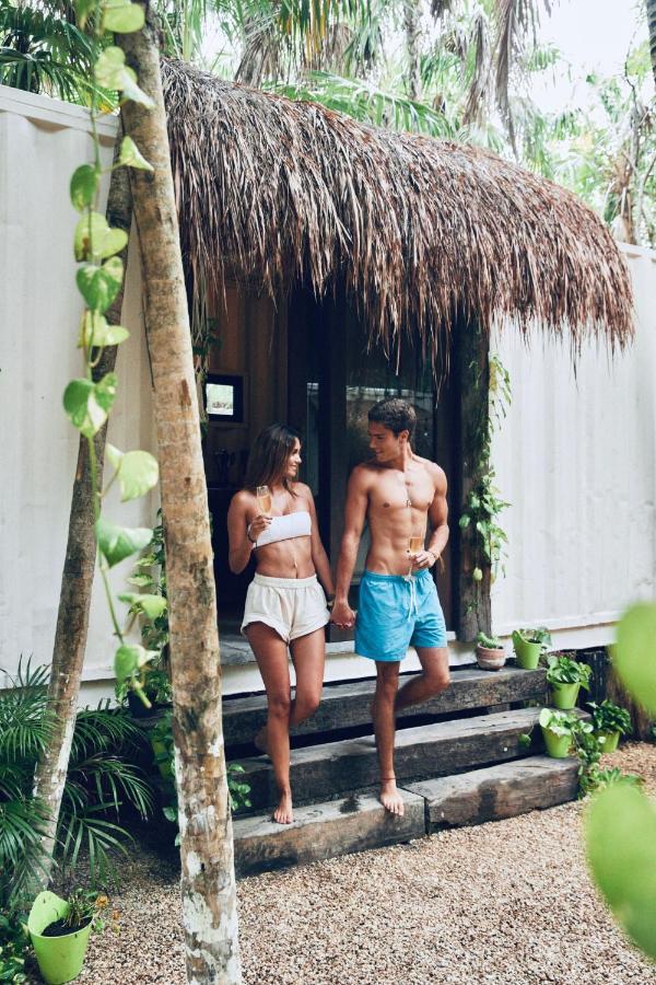 Pal Mar Glamtainer Hotel Tulum