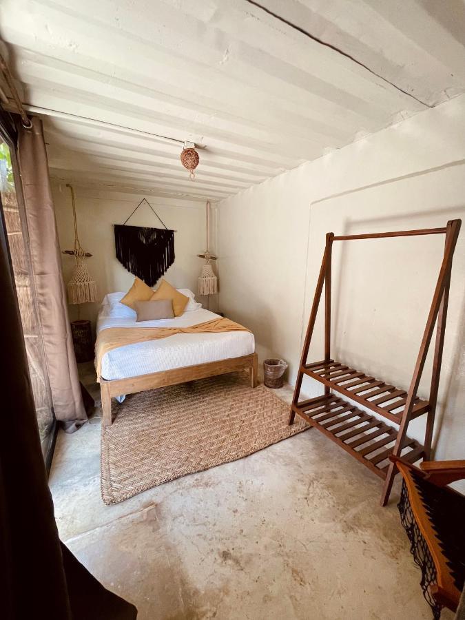 Pal Mar Glamtainer Hotel Tulum