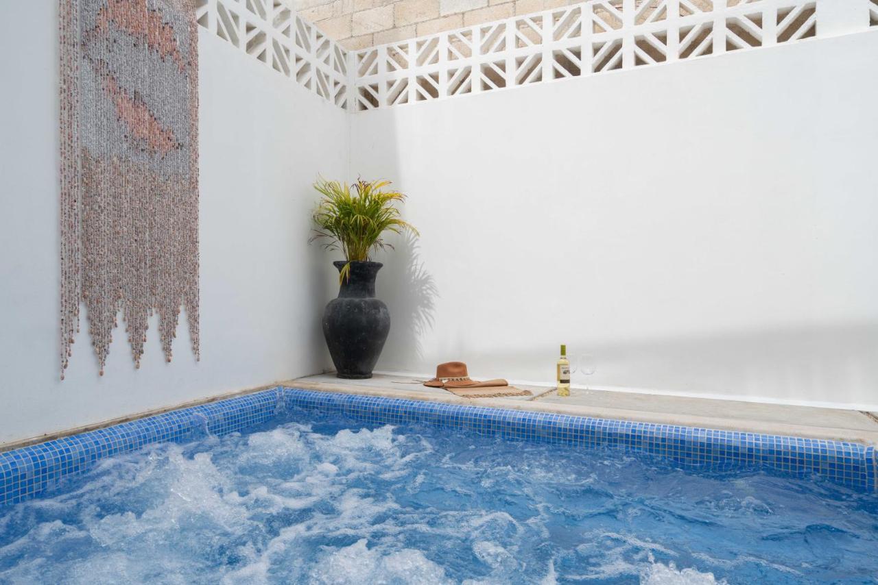 Cozy 3 Bedrooms Townhome-centrally Located-gated-wifi Apartment *