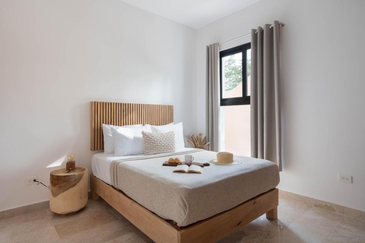 Cozy 3 Bedrooms Townhome-centrally Located-gated-wifi Apartment *