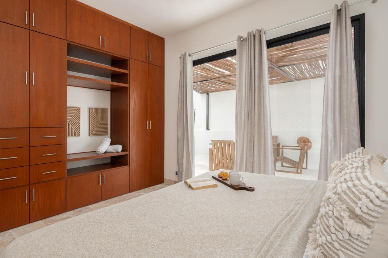 Apartment Cozy 3 Bedrooms Townhome-centrally Located-gated-wifi