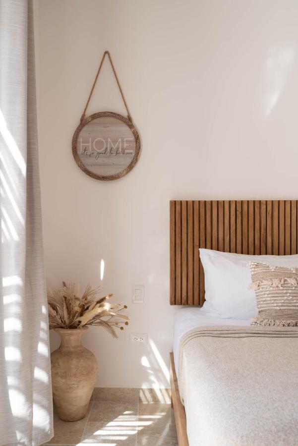 Apartment Cozy 3 Bedrooms Townhome-centrally Located-gated-wifi *