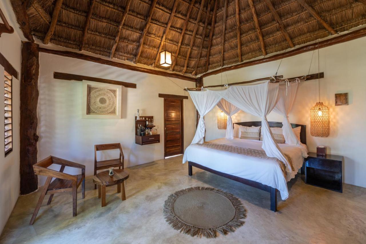 Hotel Hip By Ana Y Jose 4*