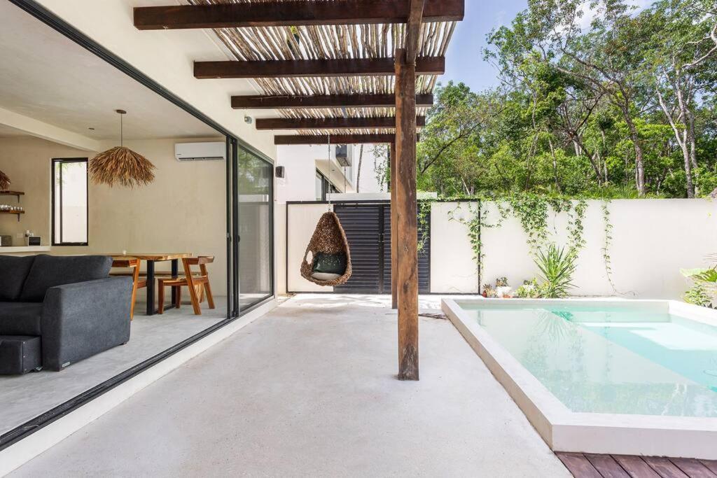 Jungle Chic 3 Bedroom *