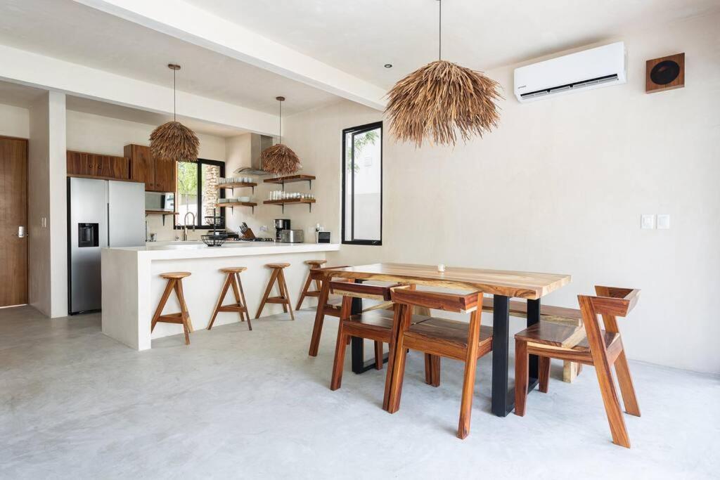 Villa Jungle Chic 3 Bedroom *