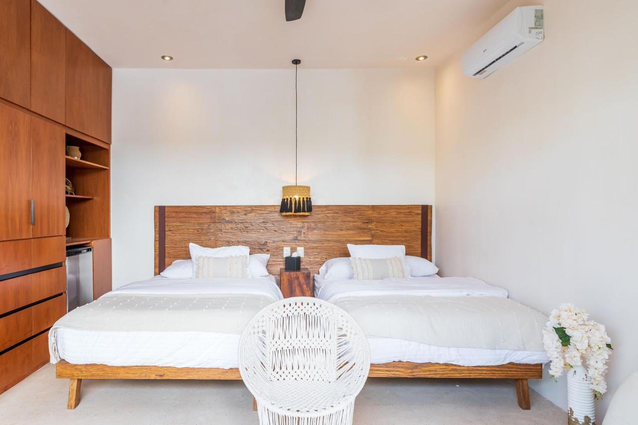 2br Luxury Penthouse With Heated Jacuzzi Rooftop Pool - Amar 203 Apartment *