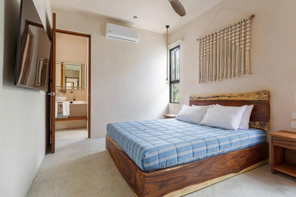 Jungle Chic 3 Bedroom