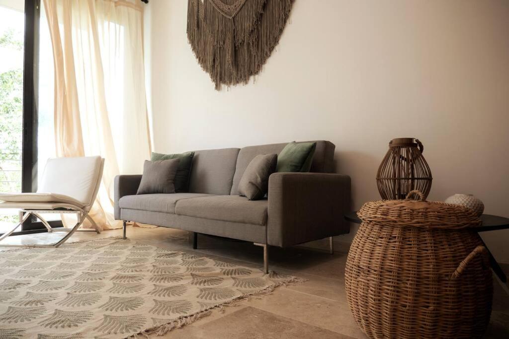 201 Amena Close To Sea Cozy 1br 30mb Wifi & Gym Apartment *