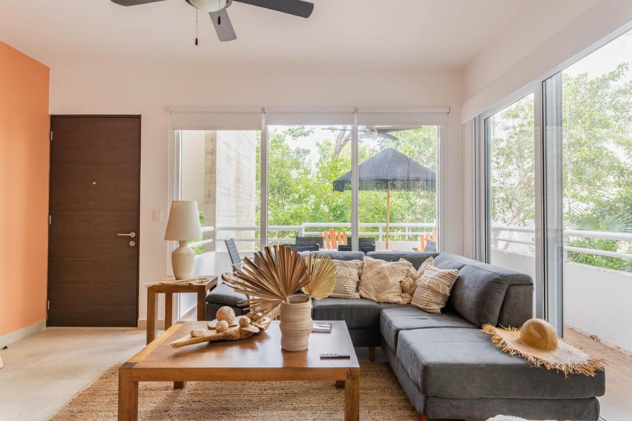 Quiet 2br In With Pool Spacious Patio Gym