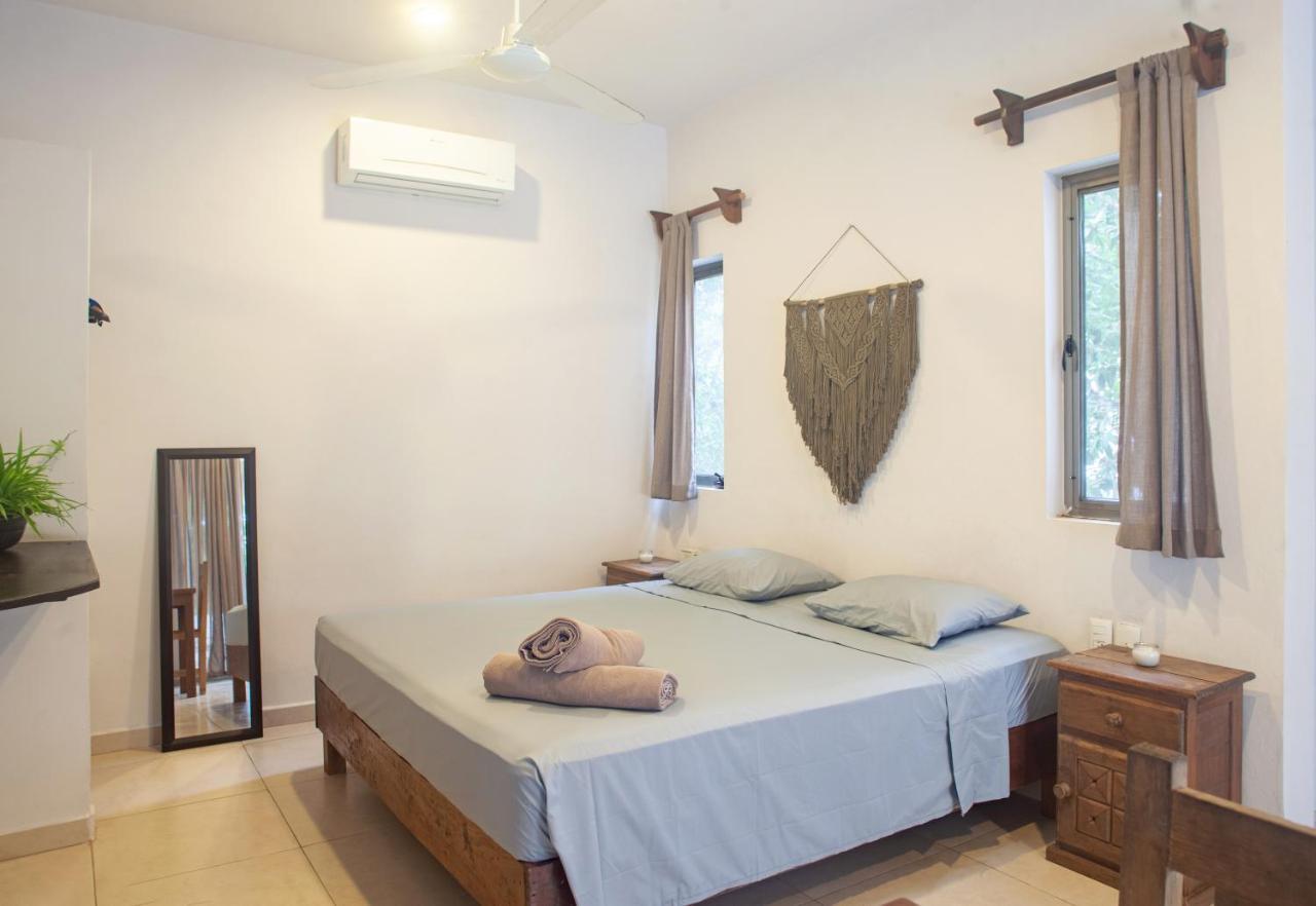 Aparthotel Buena Onda 3*