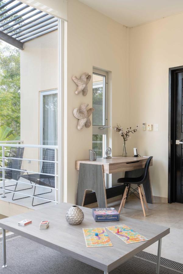 Private Modern Villa-pool Beds-ac-internet-parking-grill Holiday home Tulum