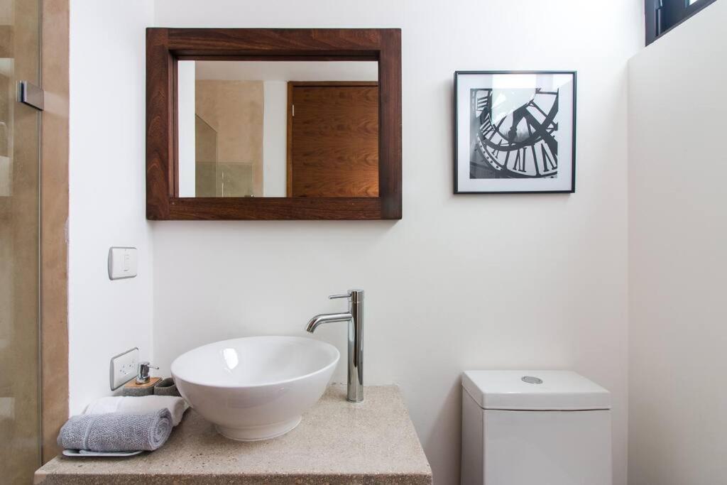 Neem 21 Nilay, Elegant 10 Min From The *