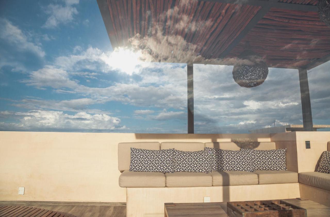 Stylish & Luxury Penthouse & Apartment, Private Pool, Private Hot Tub, Terrace And Roof At Jungle Apartment *