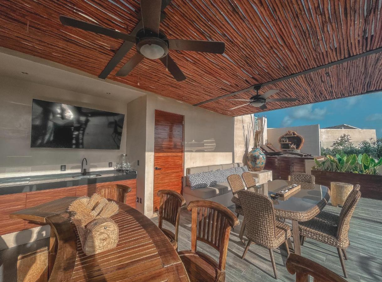 Stylish & Luxury Penthouse & Apartment, Private Pool, Private Hot Tub, Terrace And Roof At Jungle Apartment Tulum