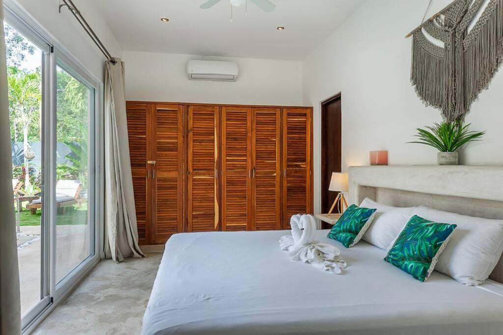 Casa Quetzal - 5 Bedroom - La Veleta Villa Tulum