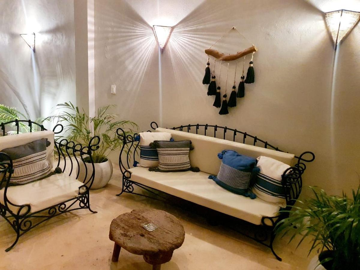 Casa Luz Downtown In Apartment