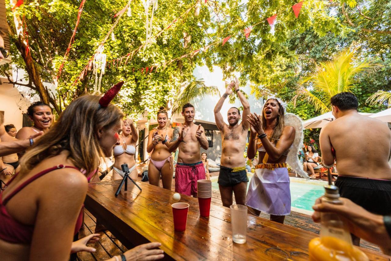 Albergue Che & Bar Adults Only