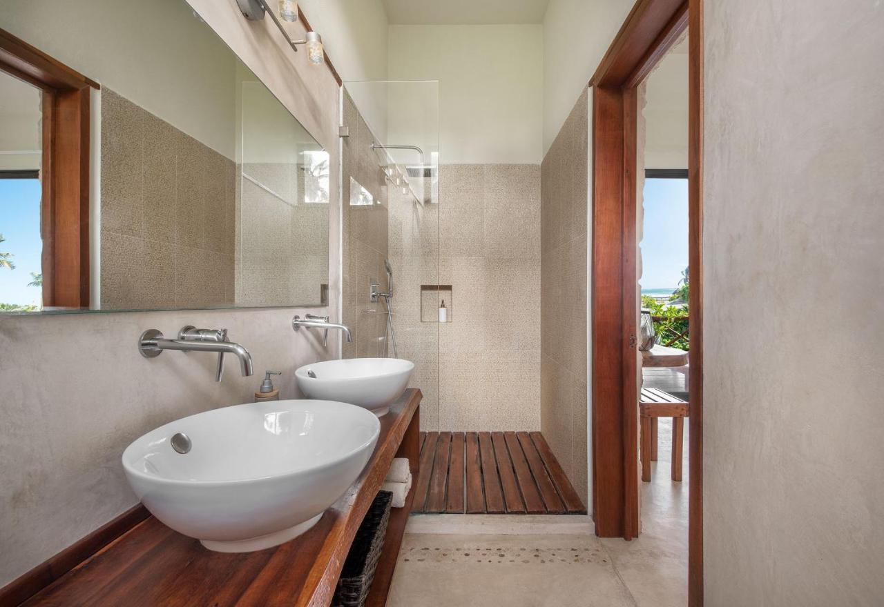 Beachfront Playaaekun *