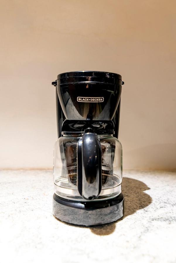 205 Perfect Location 3 Bedrooms Apartment