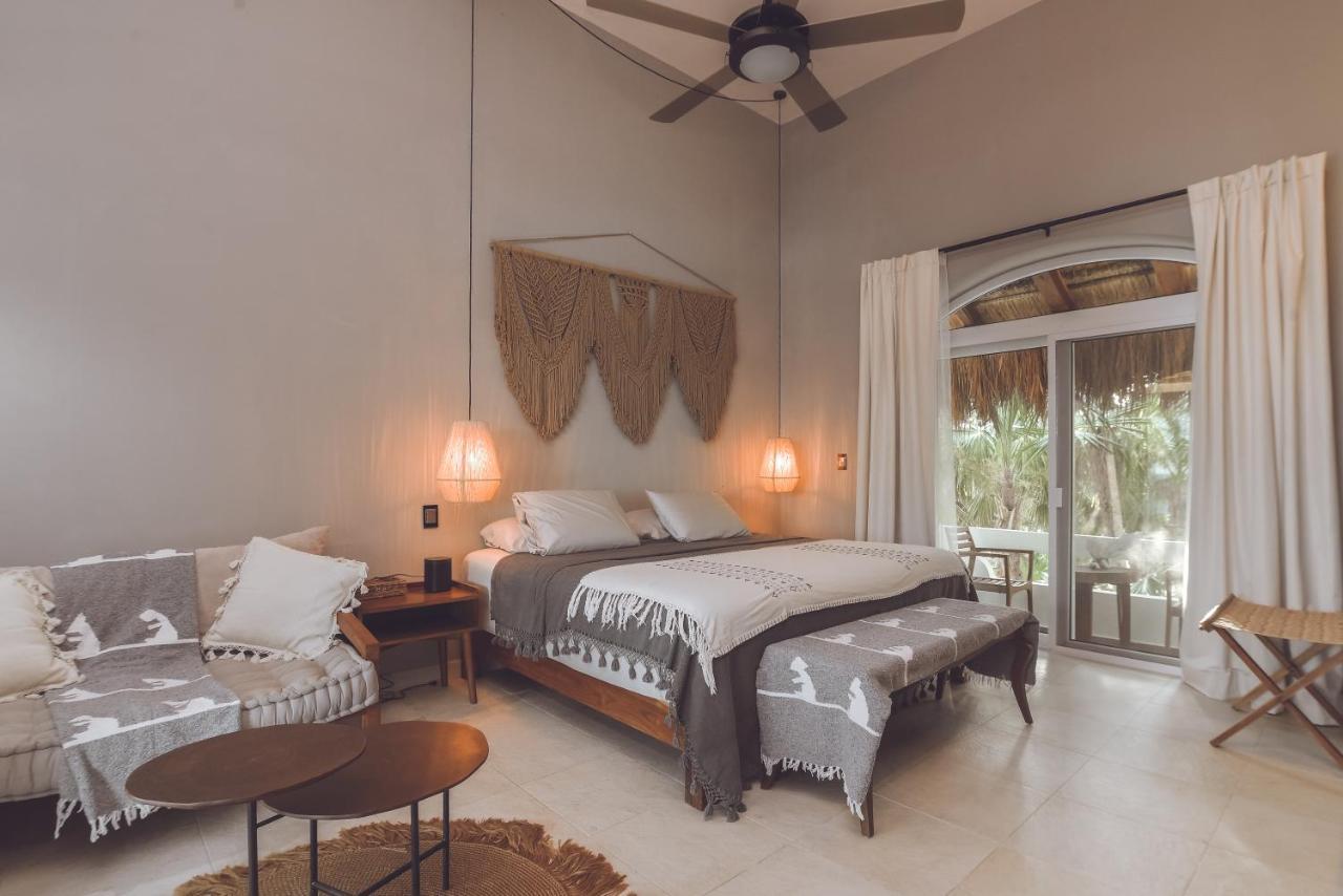 Destiny Front Luxury *