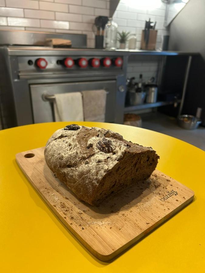 Bed & Breakfast Loba Male Only