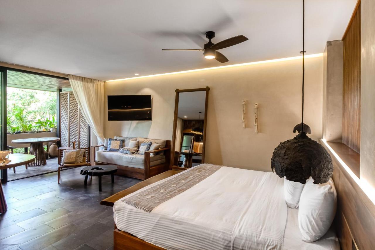 Miraluna B223 At Luum Zama Hotel *