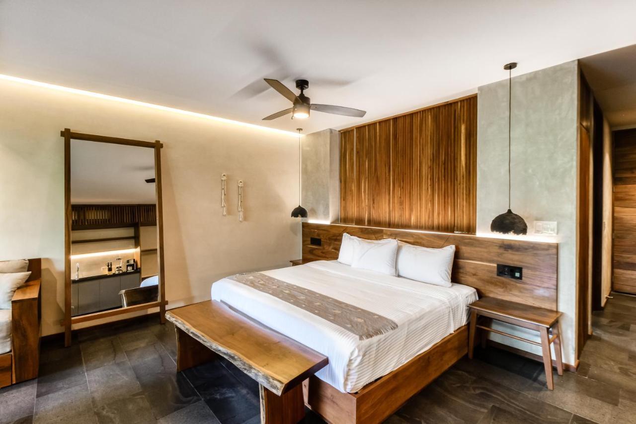 Hotel Miraluna B223 At Luum Zama *