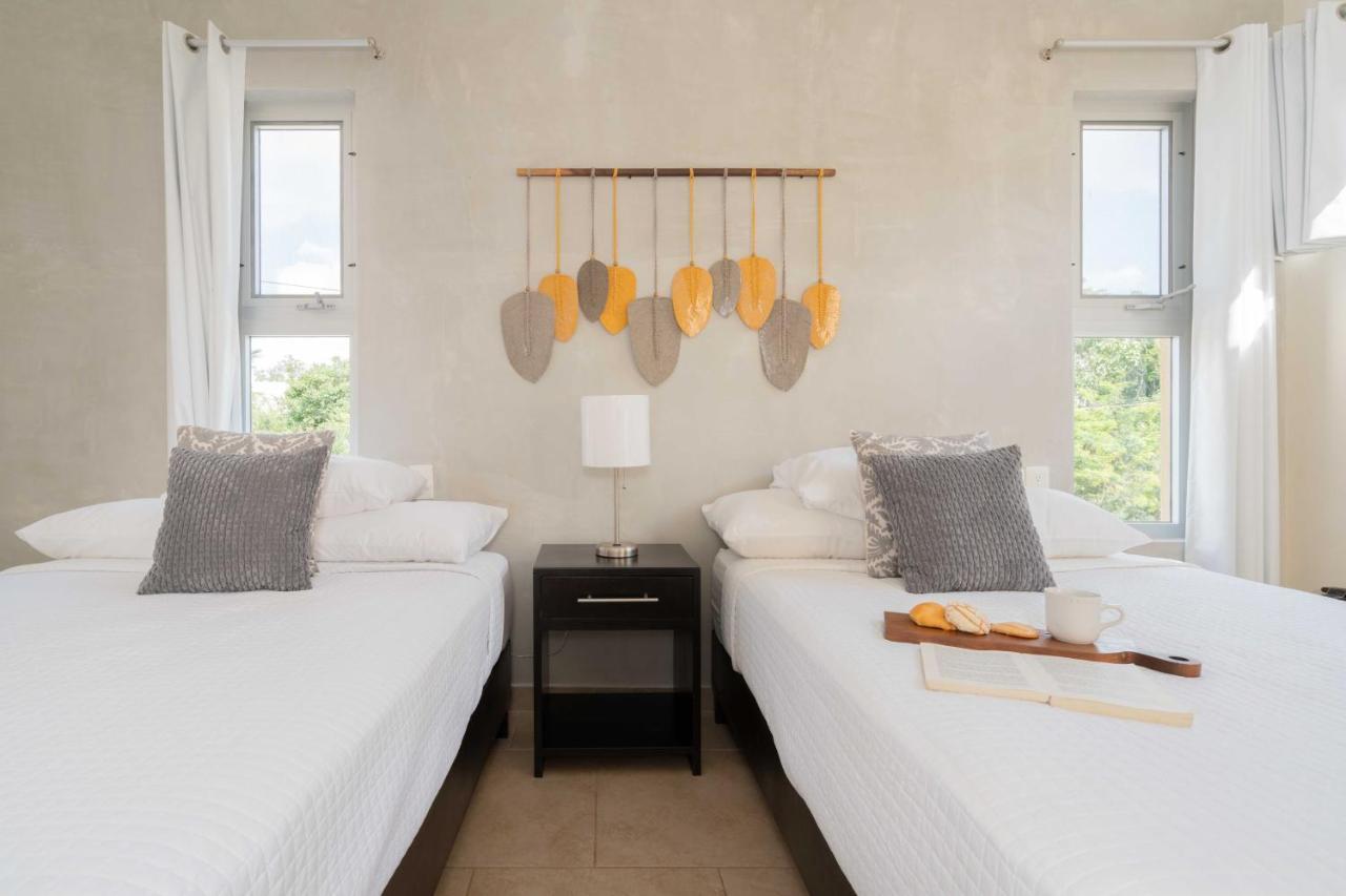 Holiday home Private Modern Villa-pool Beds-ac-internet-parking-grill *