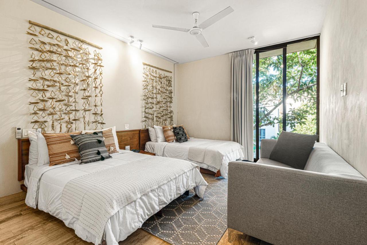 307 Amazing Jungle View Apartment.