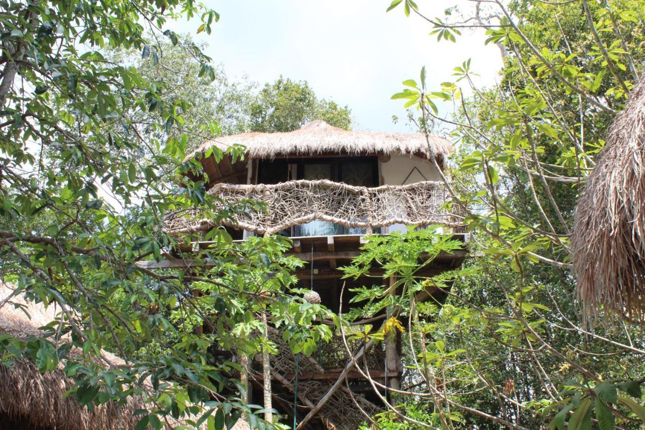 Cabanas La Alborada Hotel