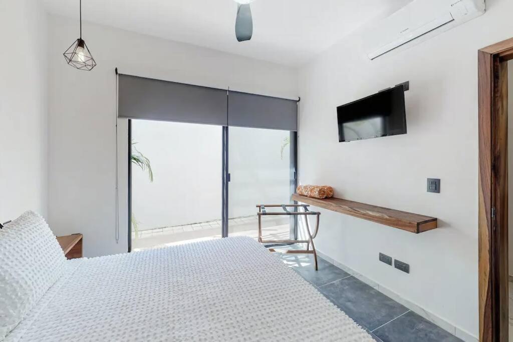 Contemporary Poolside Condo, Wi-fi - Paraiso Kaanal 101 Tulum