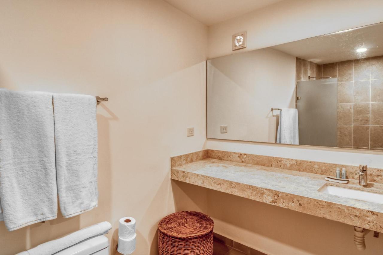 Palalma Casa #32, Modern Tropics, La Veleta Apartment Tulum