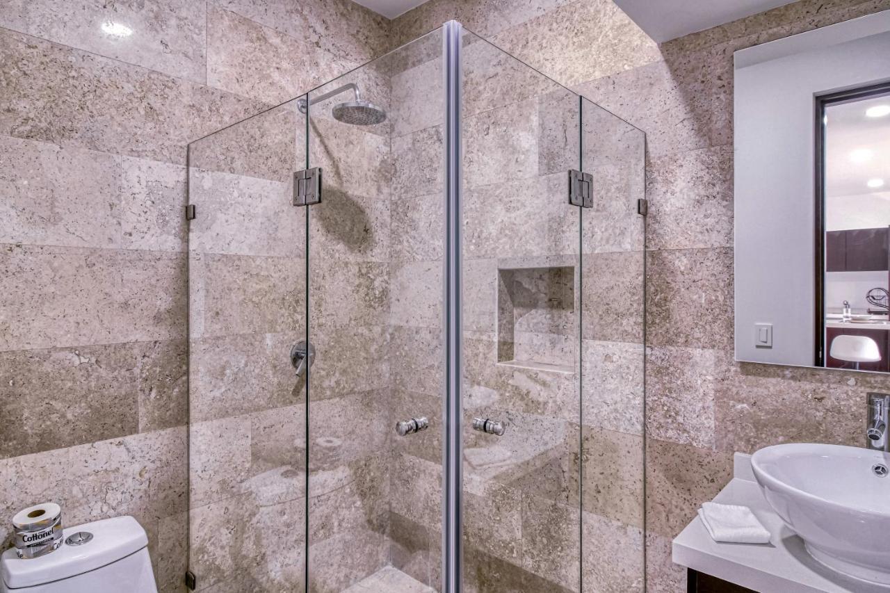 Menesse #b104 * Tulum