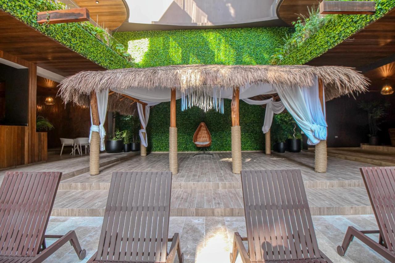 Menesse #b104 Apartment *