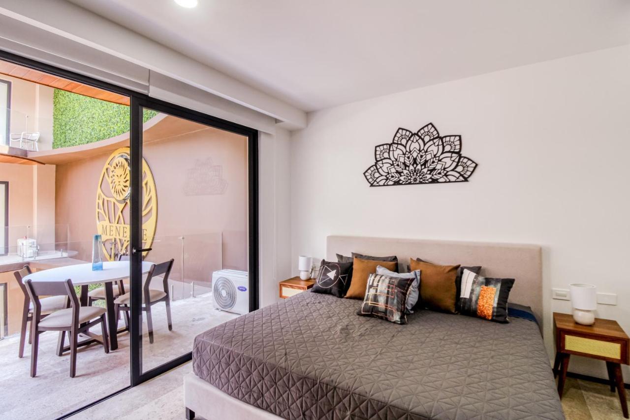 Sunkissed At Menesse 216b