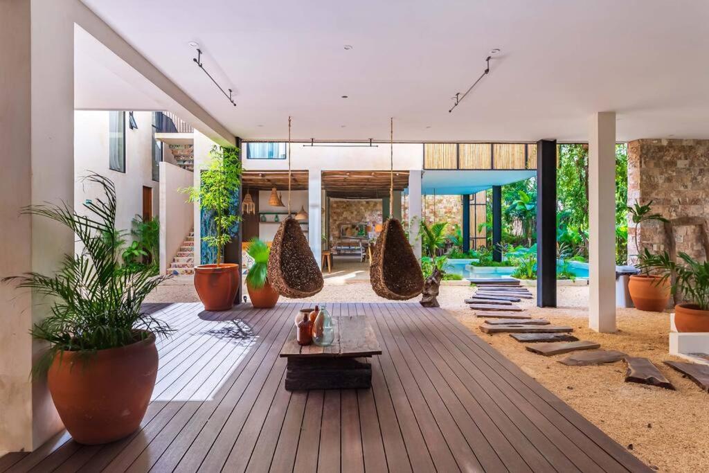 Viscount Iii Manor By Sandy Powerful