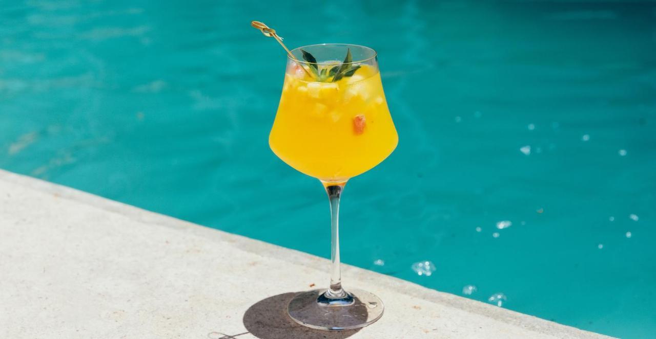 Mi By La Zebra, An Slh (adults Only)